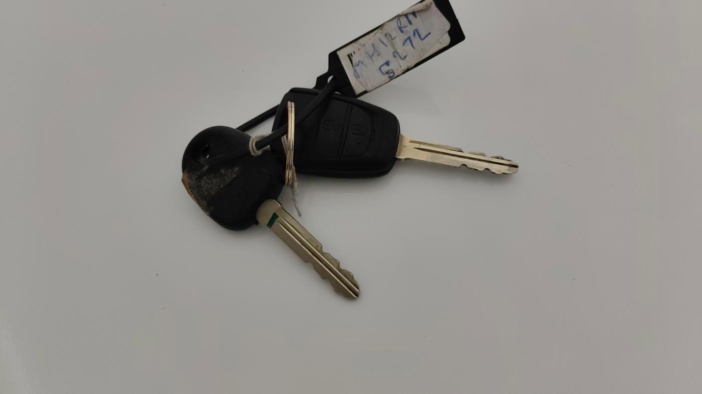 2019 Hyundai Grand i10 SPORTZ AT 1.2 KAPPA VTVT, Petrol, Automatic, 18,810 km, Key Close Up