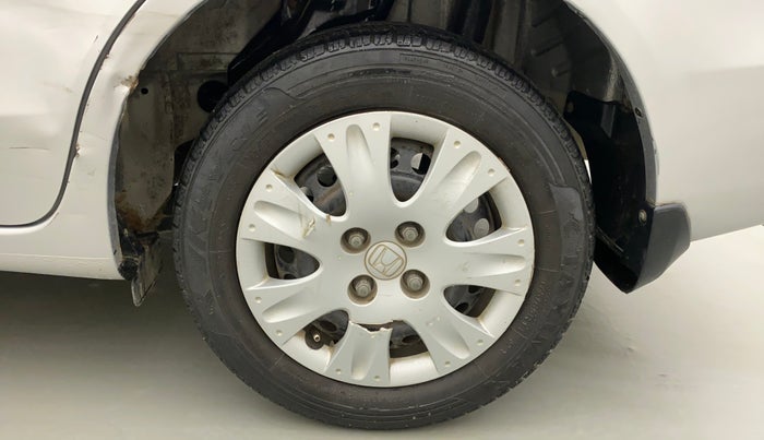 2013 Honda Amaze 1.2L I-VTEC S, Petrol, Manual, 1,00,167 km, Left Rear Wheel