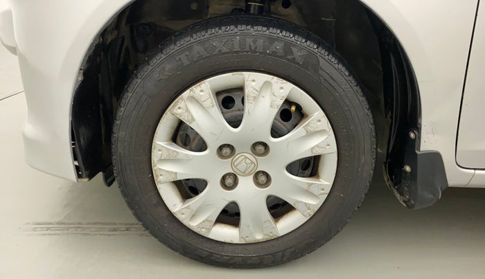 2013 Honda Amaze 1.2L I-VTEC S, Petrol, Manual, 1,00,167 km, Left Front Wheel