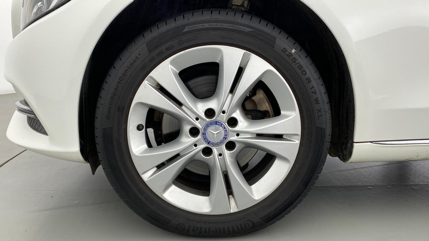 2015 Mercedes Benz C Class C 200 AVANTGARDE, Petrol, Automatic, 42,808 km, Left Front Wheel