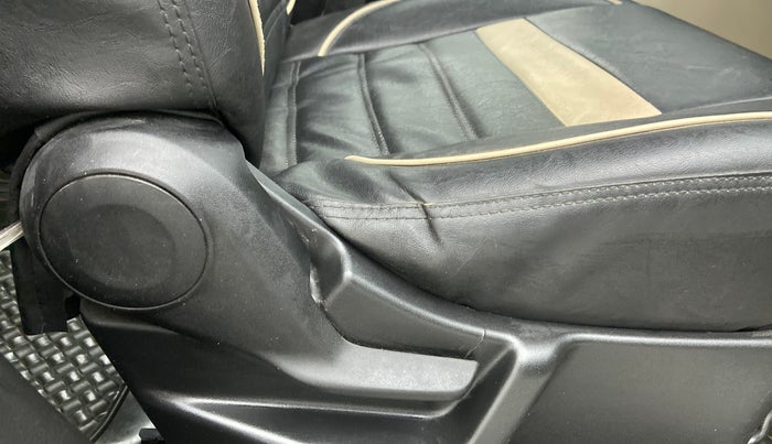 2019 Maruti New Wagon-R VXI 1.0, Petrol, Manual, 22,804 km, Driver Side Adjustment Panel