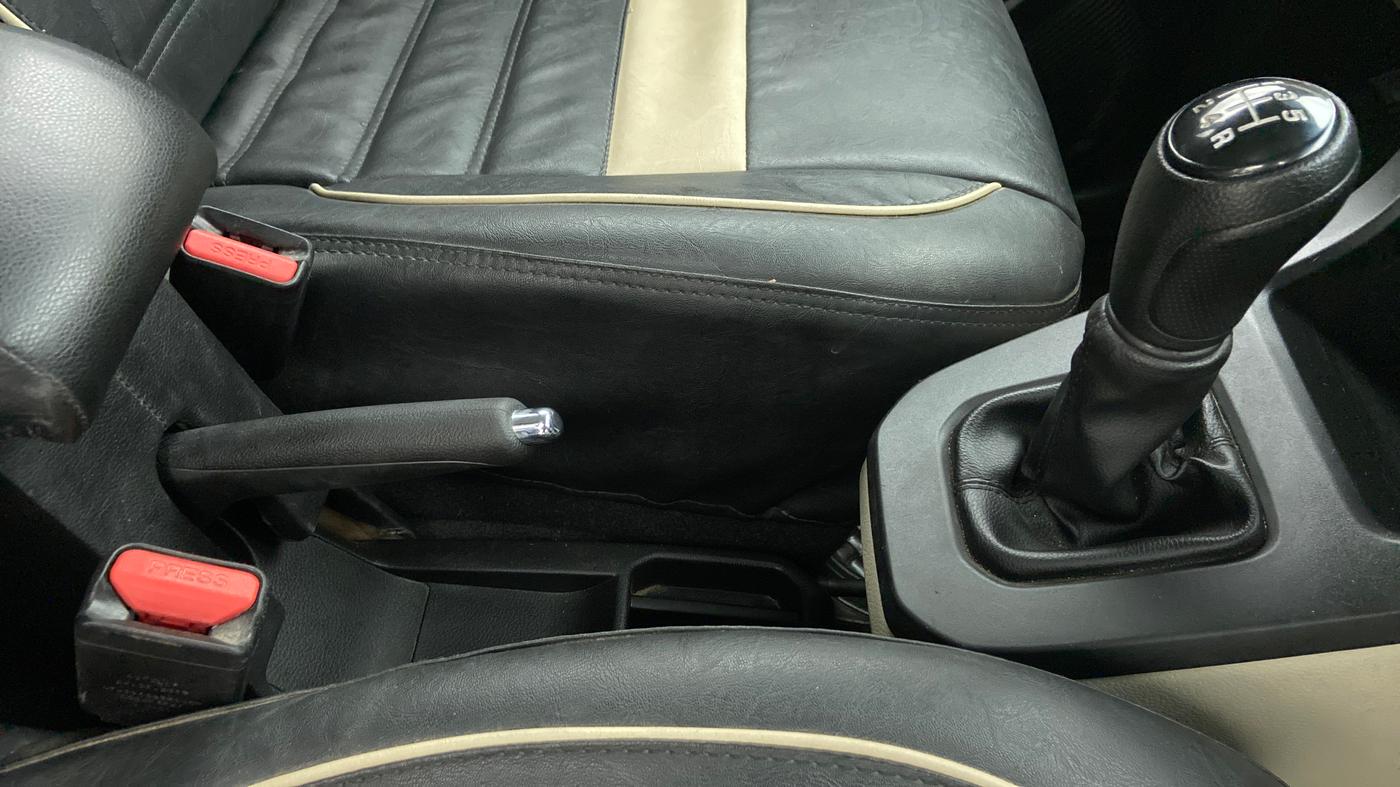 2019 Maruti New Wagon-R VXI 1.0, Petrol, Manual, 22,804 km, Gear Lever