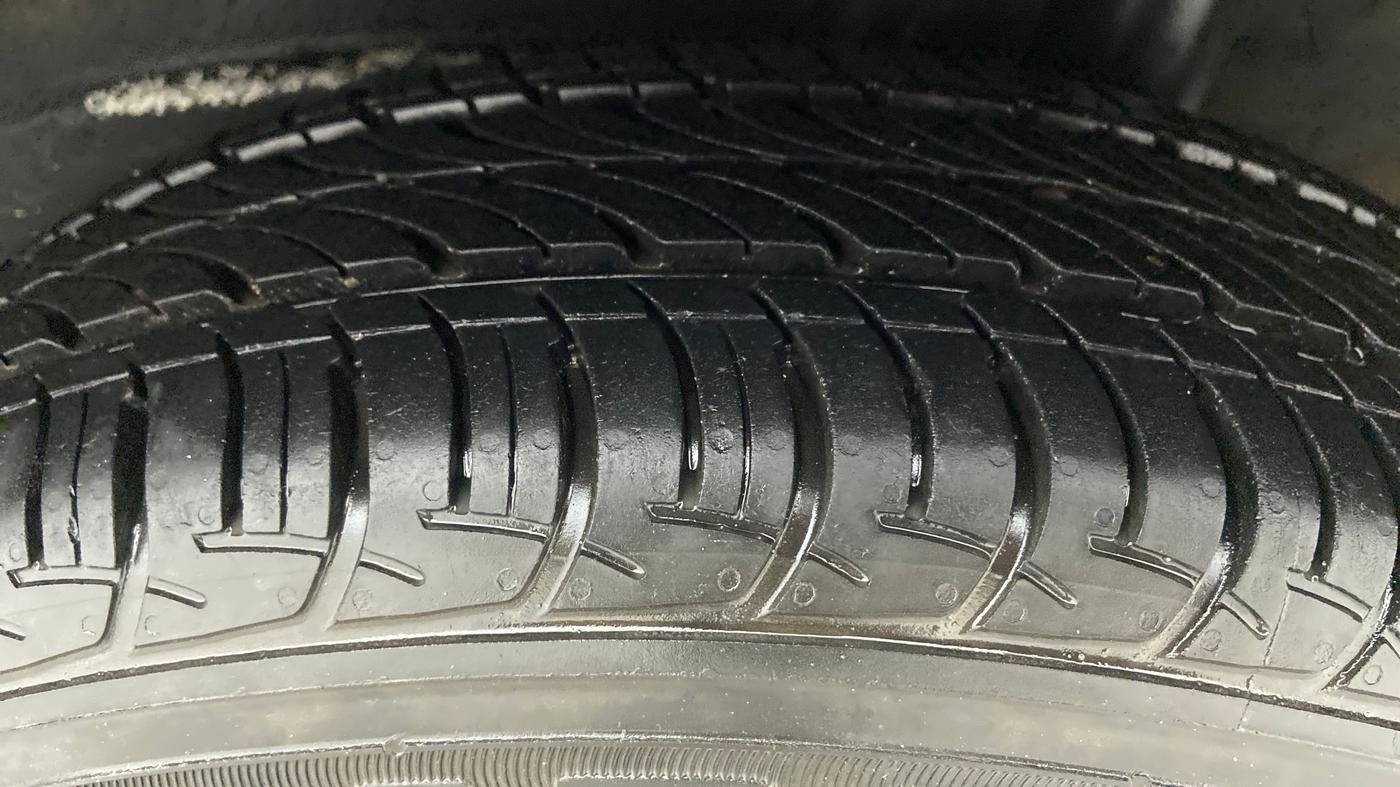 2019 Maruti New Wagon-R VXI 1.0, Petrol, Manual, 22,804 km, Left Rear Tyre Tread