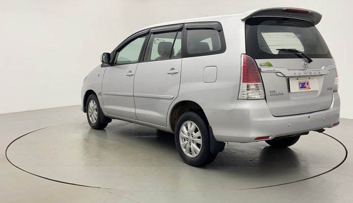2011 Toyota Innova 2.5 V 8 STR, Diesel, Manual, 1,22,442 km, Left Back Diagonal (45- Degree) View