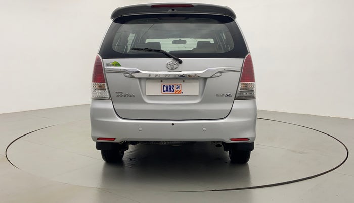 2011 Toyota Innova 2.5 V 8 STR, Diesel, Manual, 1,22,442 km, Back/Rear View