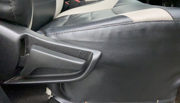 2020 Maruti S PRESSO VXI CNG, CNG, Manual, 21,556 km, Driver Side Adjustment Panel