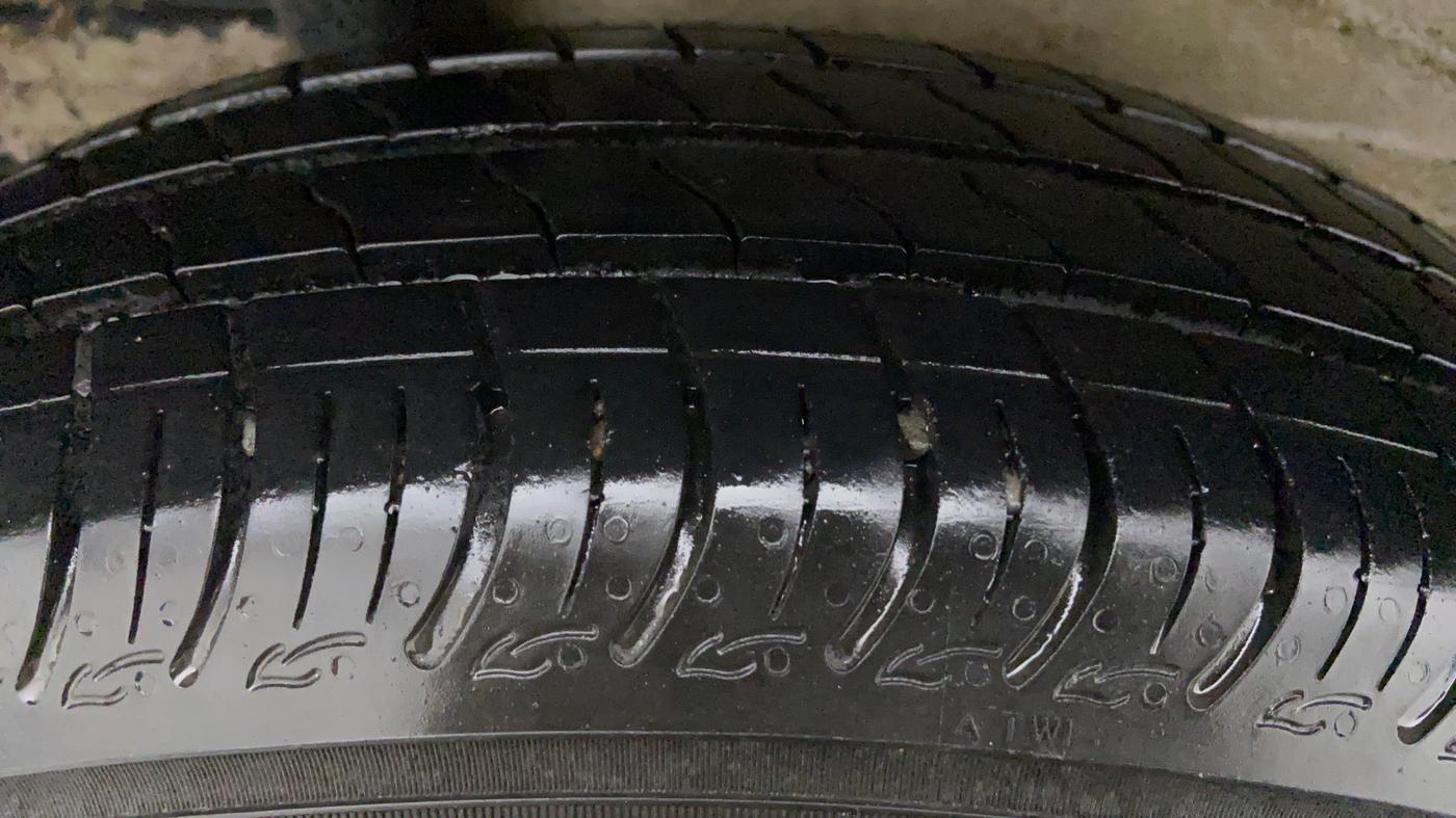 2020 Maruti S PRESSO VXI CNG, CNG, Manual, 21,556 km, Right Front Tyre Tread