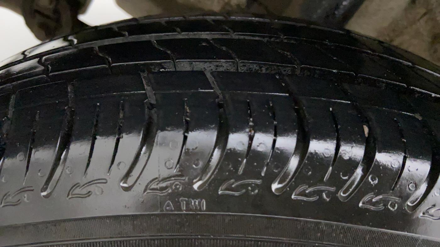 2020 Maruti S PRESSO VXI CNG, CNG, Manual, 21,556 km, Right Rear Tyre Tread
