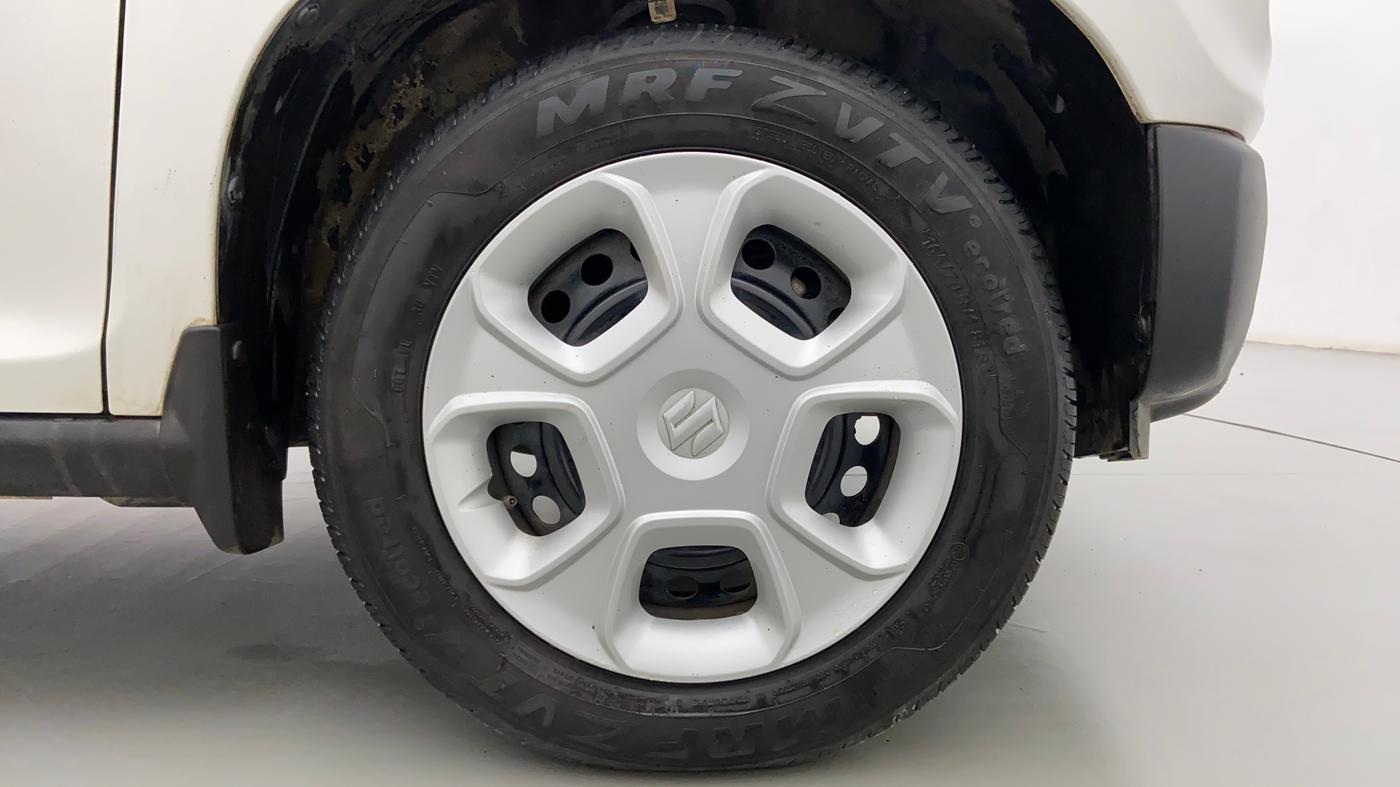 2020 Maruti S PRESSO VXI CNG, CNG, Manual, 21,556 km, Right Front Wheel