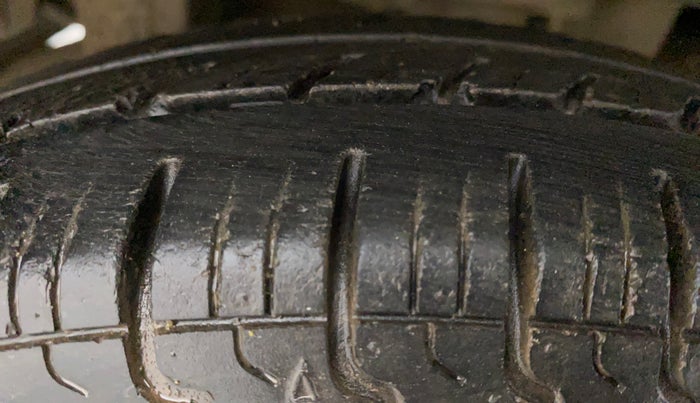 2015 Maruti Alto 800 LXI, Petrol, Manual, 32,475 km, Right Rear Tyre Tread