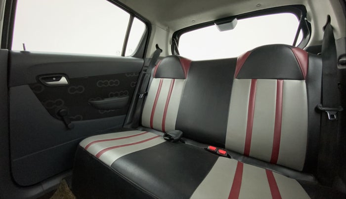 2015 Maruti Alto 800 LXI, Petrol, Manual, 32,475 km, Right Side Rear Door Cabin