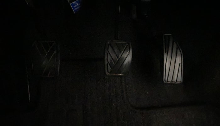 2021 Maruti Baleno SIGMA PETROL 1.2, Petrol, Manual, 76,167 km, Pedals