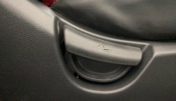 2018 Hyundai Grand i10 MAGNA 1.2 KAPPA VTVT, Petrol, Manual, 95,648 km, Driver Side Adjustment Panel