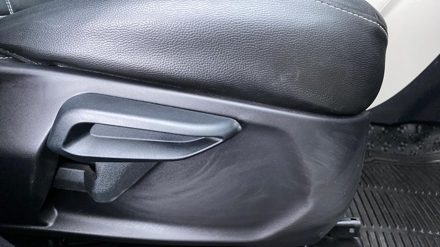 2022 Tata Tiago XZ+ 1.2 Revotron, Petrol, Manual, 2,836 km, Driver Side Adjustment Panel