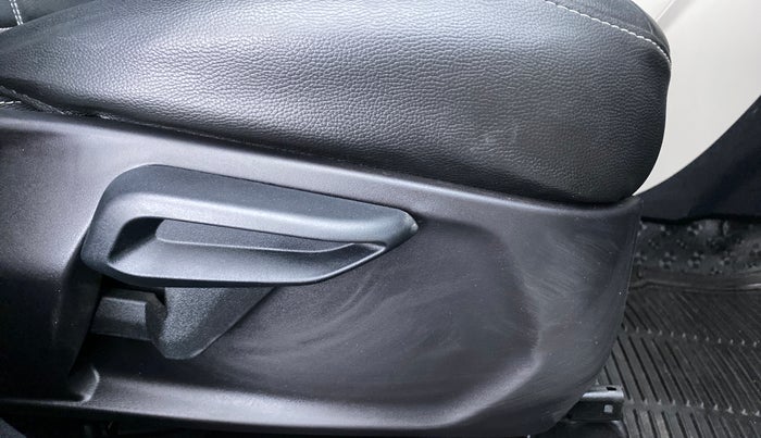 2022 Tata Tiago XZ+ 1.2 Revotron, Petrol, Manual, 2,836 km, Driver Side Adjustment Panel