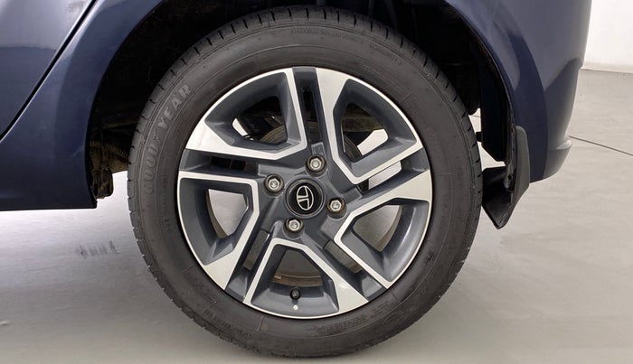 2022 Tata Tiago XZ+ 1.2 Revotron, Petrol, Manual, 2,836 km, Left Rear Wheel