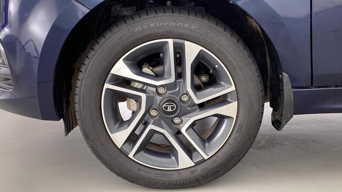 2022 Tata Tiago XZ+ 1.2 Revotron, Petrol, Manual, 2,836 km, Left Front Wheel
