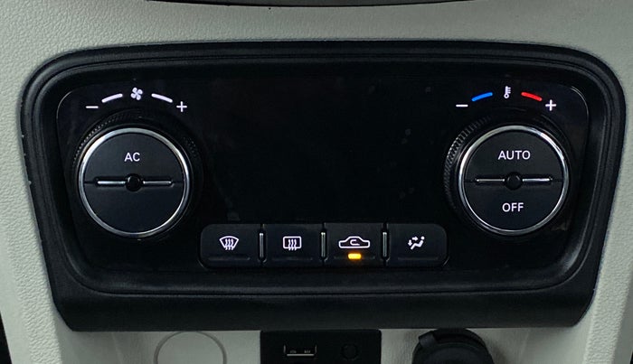 2022 Tata Tiago XZ+ 1.2 Revotron, Petrol, Manual, 2,836 km, Automatic Climate Control