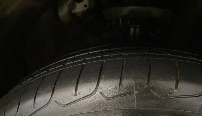 2020 KIA SELTOS HTK PLUS 1.5, Petrol, Manual, 70,739 km, Right Front Tyre Tread