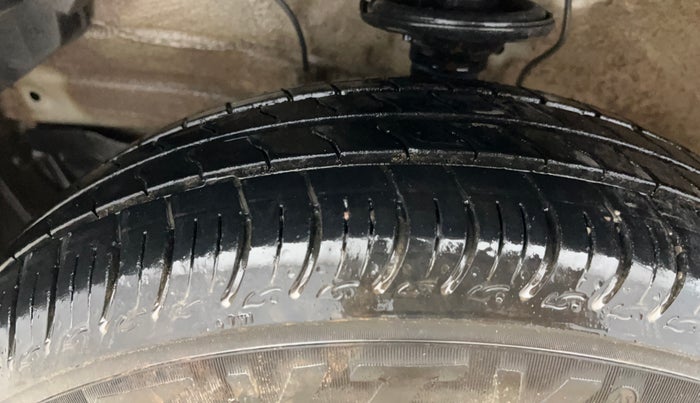 2021 Maruti S PRESSO VXI, Petrol, Manual, 8,514 km, Left Front Tyre Tread