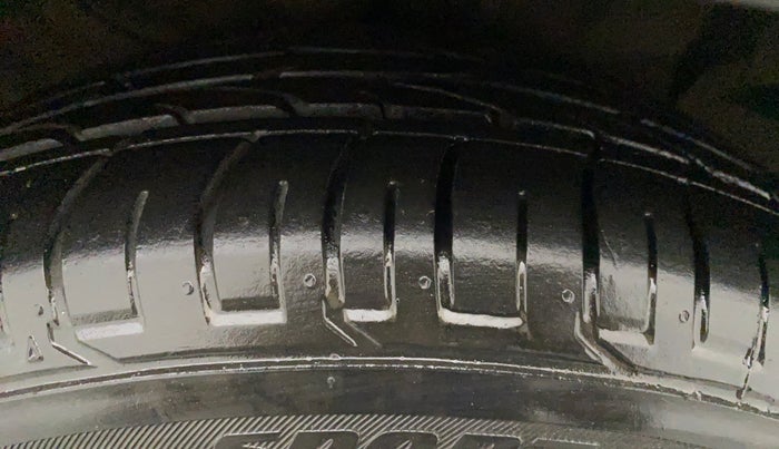 2019 Hyundai Creta SX AT 1.6 PETROL, CNG, Automatic, 86,553 km, Right Front Tyre Tread