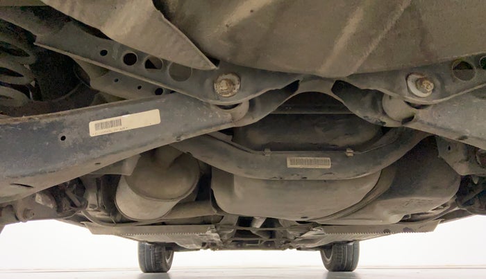 2010 Volkswagen Jetta COMFORTLINE 2.0L TDI, Diesel, Manual, 1,29,205 km, Rear Underbody