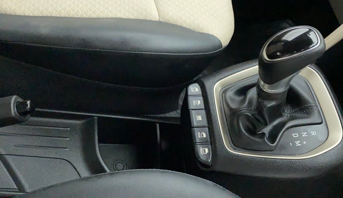 2020 Hyundai NEW SANTRO SPORTZ AMT, Petrol, Automatic, 3,396 km, Gear Lever