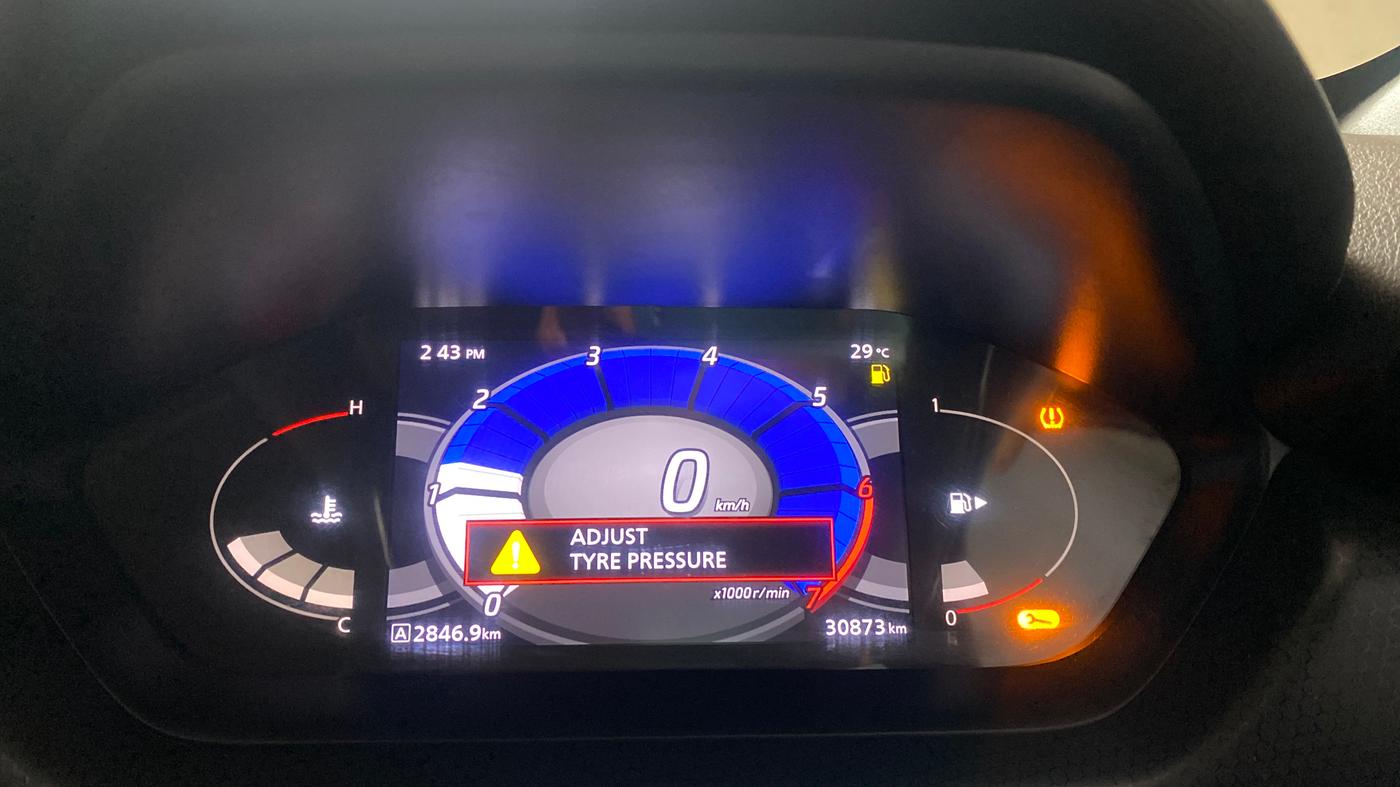 2021 Nissan MAGNITE XV PREMIUM, Petrol, Manual, 30,873 km, Odometer Image