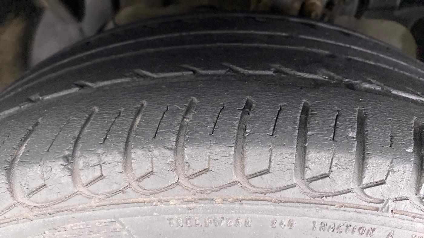 2015 Ford Ecosport 1.5 TREND TDCI, Diesel, Manual, 51,703 km, Left Front Tyre Tread