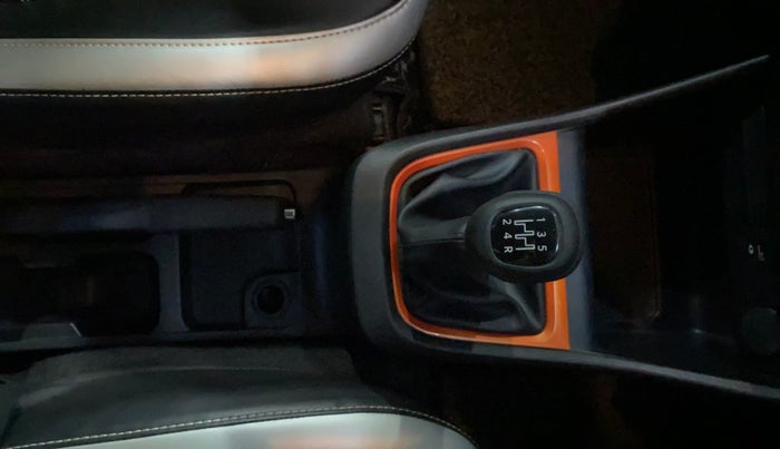 2022 Tata PUNCH ADVENTURE MT, Petrol, Manual, 15,155 km, Gear Lever