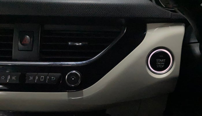 2020 Tata NEXON XZ PLUS (O) PETROL DUAL TONE, Petrol, Manual, 61,167 km, Keyless Start/ Stop Button