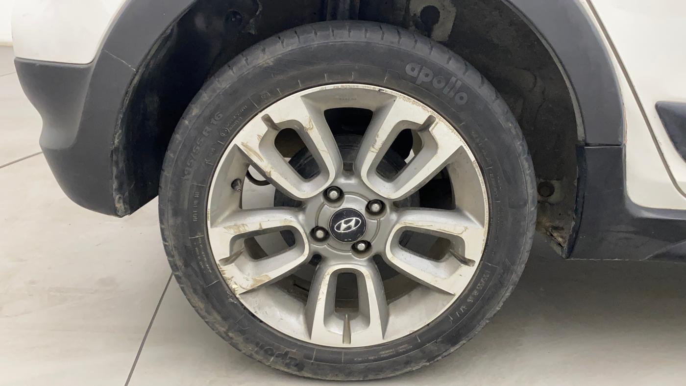 2016 Hyundai i20 Active 1.2 SX, Petrol, Manual, 86,335 km, Right Rear Wheel