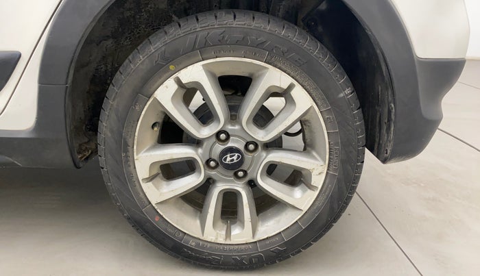 2016 Hyundai i20 Active 1.2 SX, Petrol, Manual, 86,335 km, Left Rear Wheel