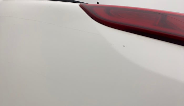 2016 Hyundai i20 Active 1.2 SX, Petrol, Manual, 86,335 km, Dicky (Boot door) - Minor scratches