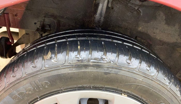 2014 Hyundai Grand i10 SPORTZ 1.2 KAPPA VTVT, Petrol, Manual, 65,360 km, Right Rear Tyre Tread