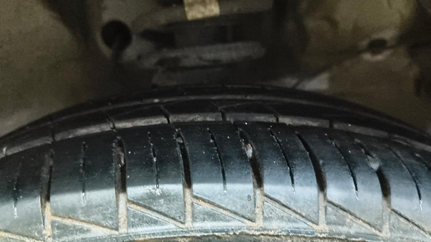 2024 Maruti S PRESSO VXI PLUS (O) AMT, Petrol, Automatic, 9,491 km, Right Front Tyre Tread