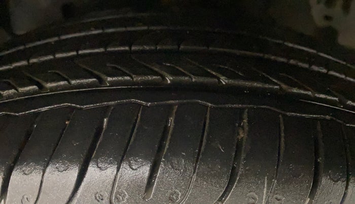 2018 Ford Ecosport TITANIUM 1.5L PETROL, Petrol, Manual, 59,396 km, Left Front Tyre Tread