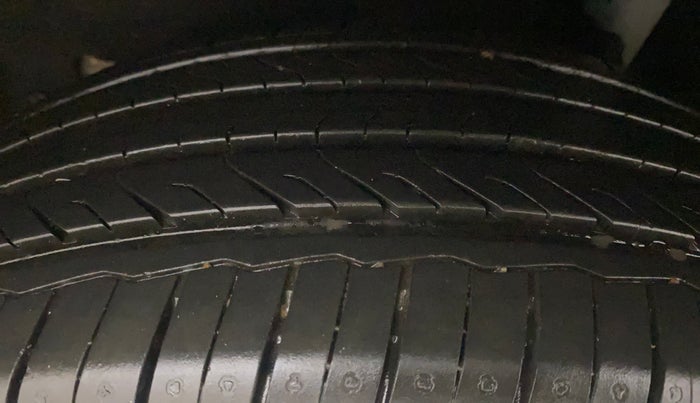 2018 Ford Ecosport TITANIUM 1.5L PETROL, Petrol, Manual, 59,396 km, Left Rear Tyre Tread