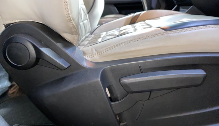 2023 Tata PUNCH CREATIVE  AMT, Petrol, Automatic, 11,807 km, Driver Side Adjustment Panel