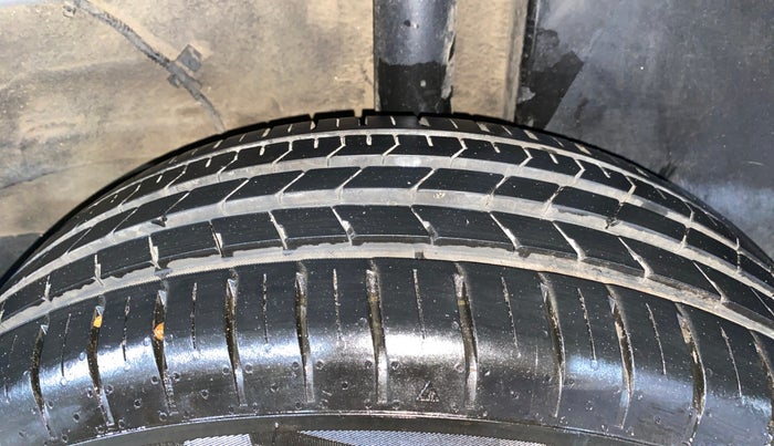 2023 Tata PUNCH CREATIVE  AMT, Petrol, Automatic, 11,807 km, Left Rear Tyre Tread