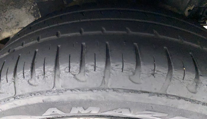 2017 Hyundai Xcent S 1.2, Petrol, Manual, 61,118 km, Left Rear Tyre Tread