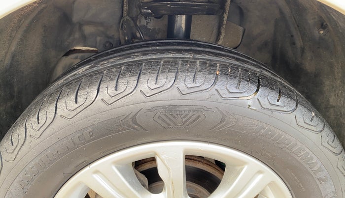 2018 Tata Tiago XZ PETROL, Petrol, Manual, 61,943 km, Left Front Tyre Tread