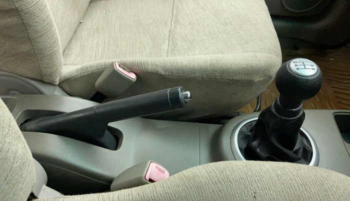 2012 Maruti SX4 ZDI, Diesel, Manual, 1,33,305 km, Gear Lever