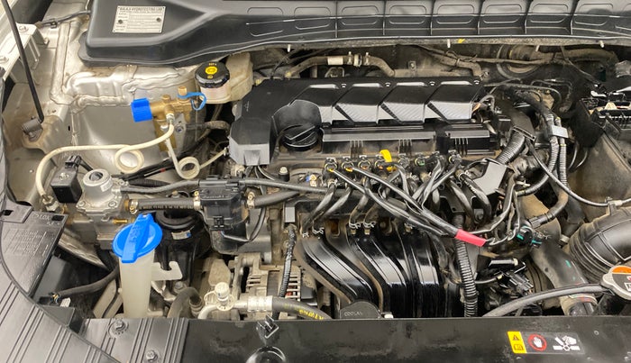 2022 KIA CARENS PRESTIGE 1.5 PETROL 7 STR, CNG, Manual, 14,845 km, Engine View - Right