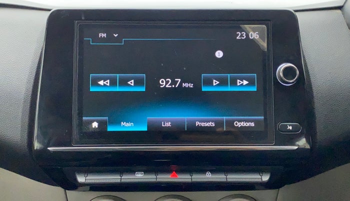 2019 Renault TRIBER RXZ, Petrol, Manual, 35,996 km, Infotainment System