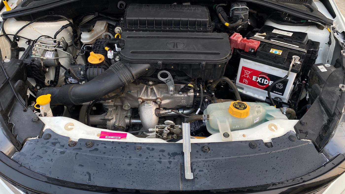 2024 Tata TIGOR XZ CNG, CNG, Manual, 17,640 km, Engine View