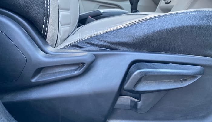 2024 Tata TIGOR XZ CNG, CNG, Manual, 17,640 km, Driver Side Adjustment Panel