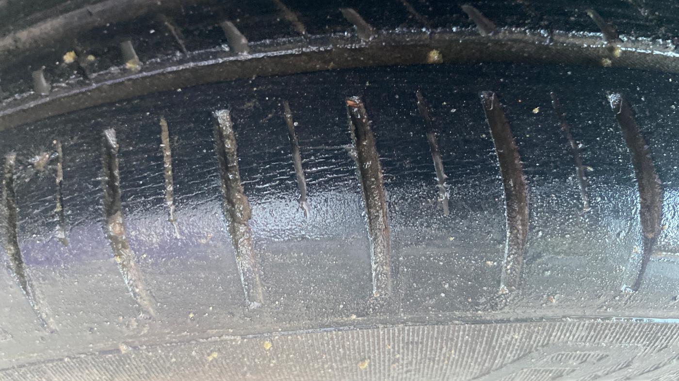 2023 Toyota Glanza G E-CNG, CNG, Manual, 75,474 km, Left Front Tyre Tread