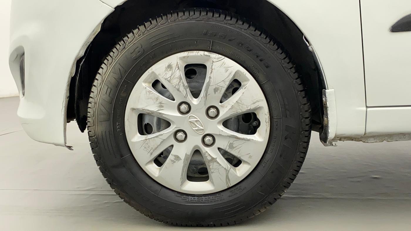 2011 Hyundai i10 MAGNA 1.2, Petrol, Manual, 45,796 km, Left Front Wheel