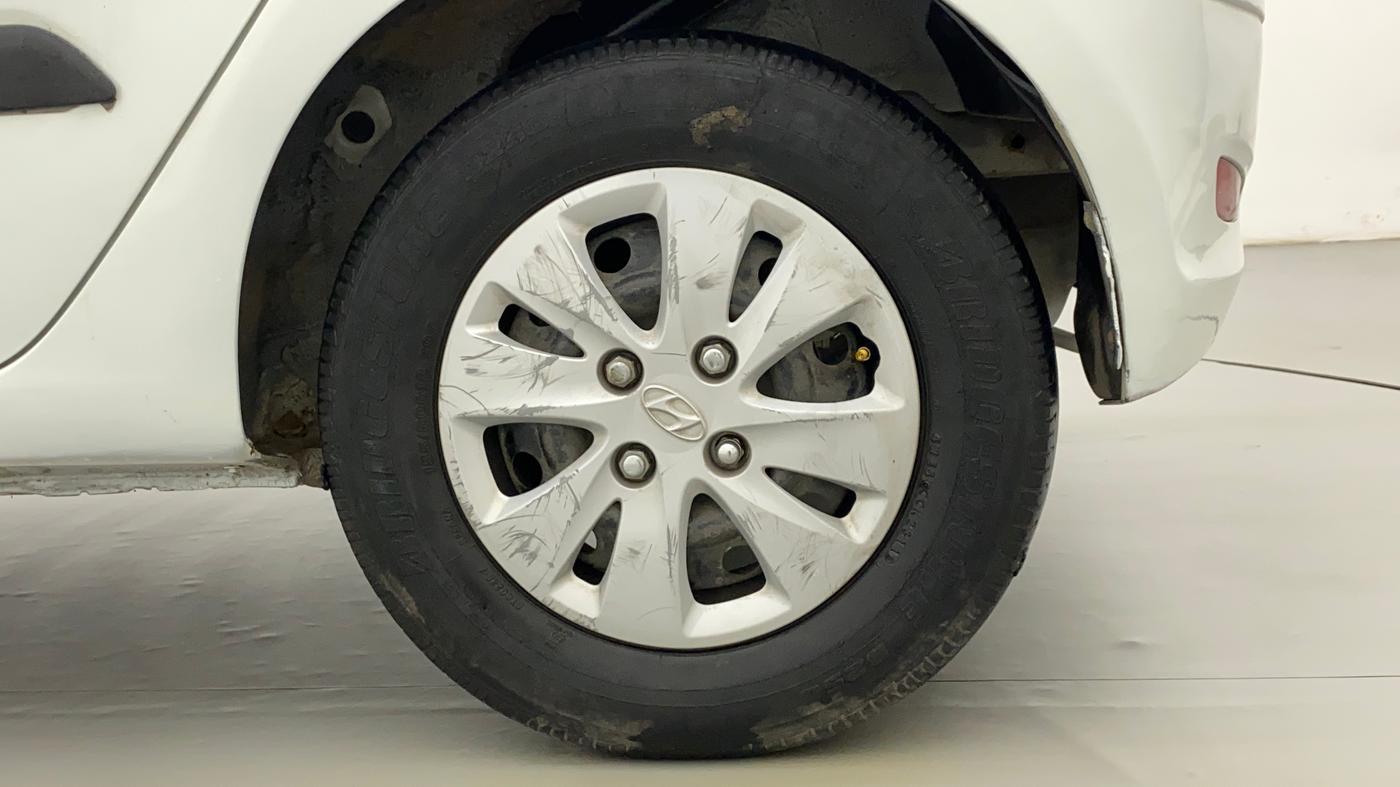 2011 Hyundai i10 MAGNA 1.2, Petrol, Manual, 45,796 km, Left Rear Wheel